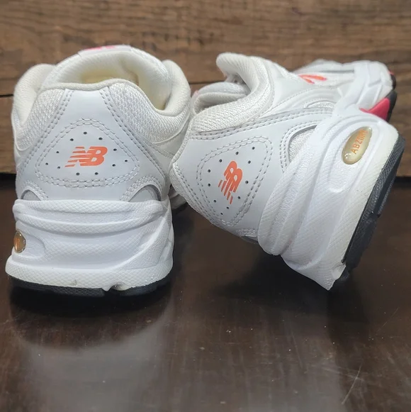 New Balance 80 Series V1 Abzorb Wmns 6 Great Cond Fast Shipping - Picture 12 of 13